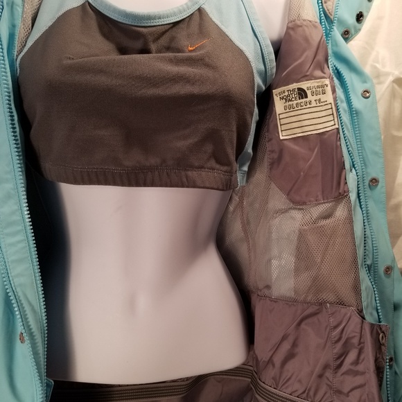 The North Face Women HyVent Jacket LGT Blue 14/16 - Picture 7 of 8